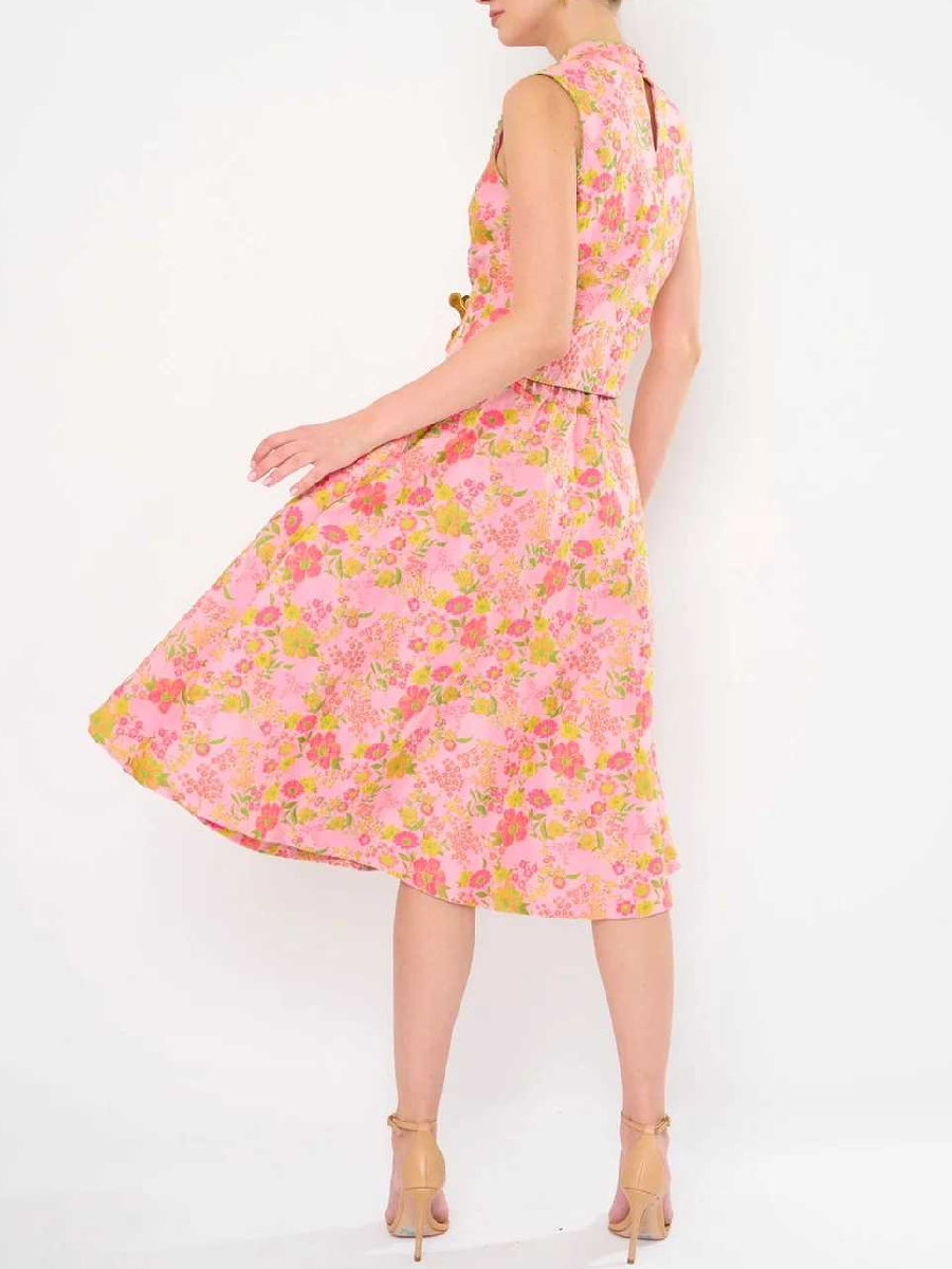 Beautiful Floral Damask Three-piece Suit