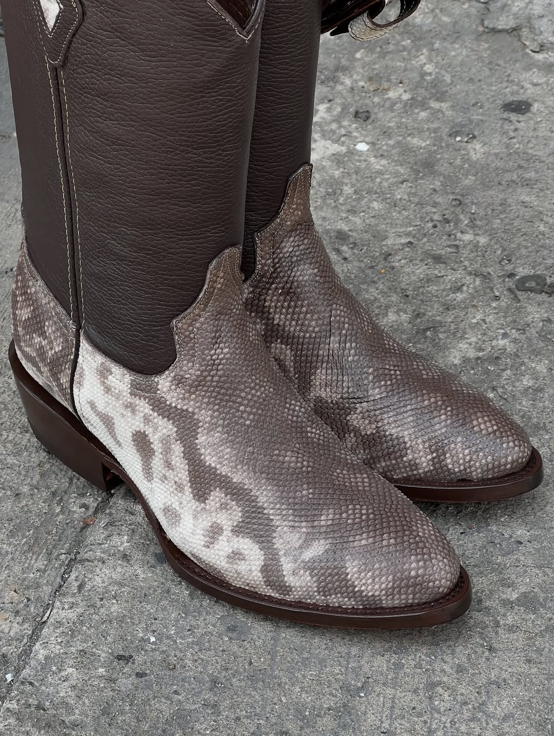 Men's Python Oval Toe Cowboy Boots